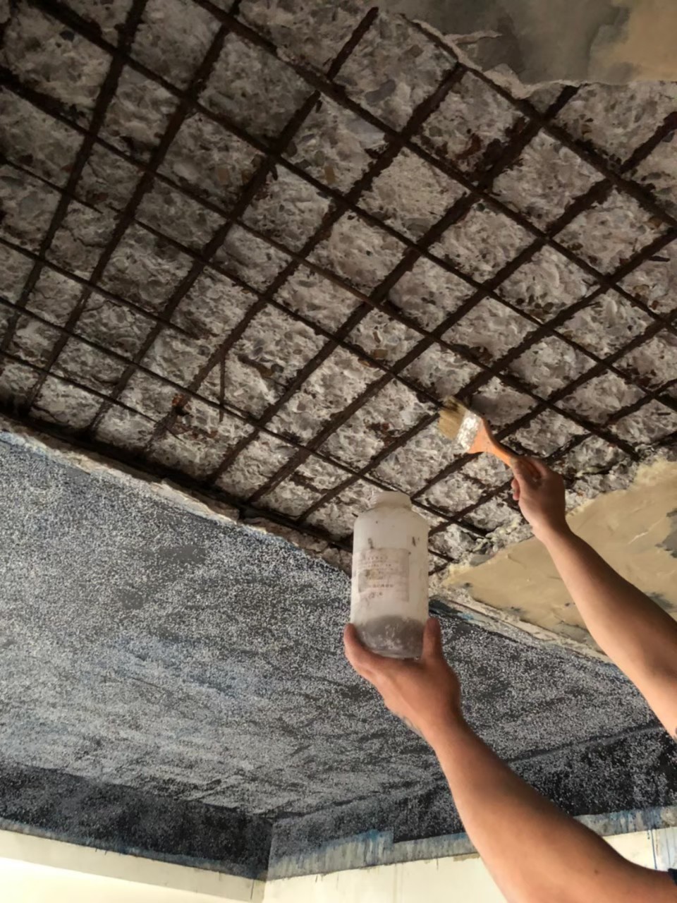 新北市汐止民宅 鋼筋外露修復，碳纖維補強
